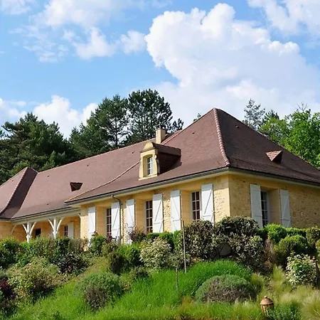 Casa vacanze Maison Privee Avec Piscine Chauffee, 10 Pers., - Fr-1-824-15 Saint-Chamassy